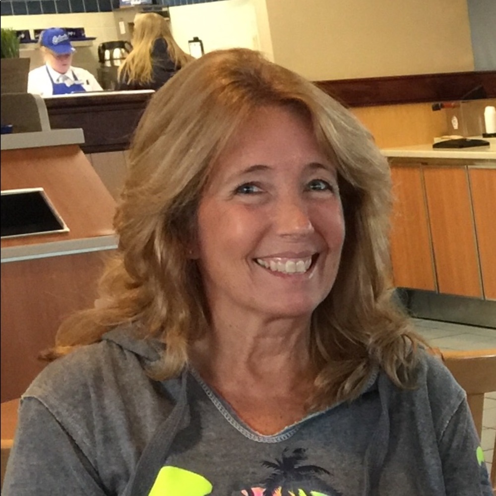 Meet your Posher, Paula